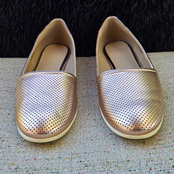 H by Halston Women "Leah" Rose Gold Perforated Leather Slip-On Loafers, Size 9.5 - Picture 4 of 15